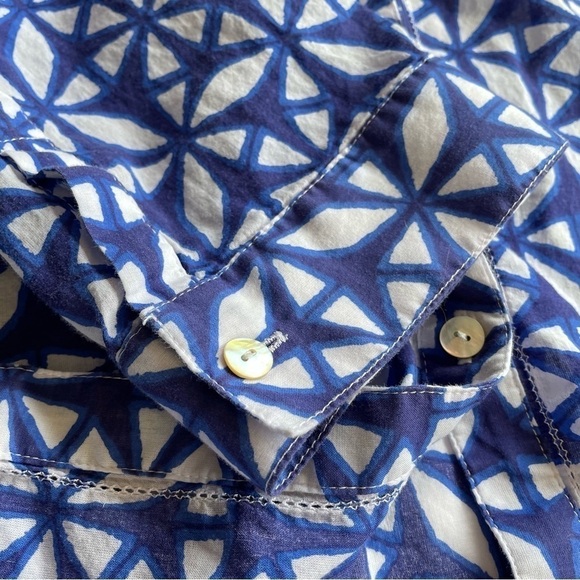 Chicos Blue White Shibori Print Button Up Size 1 Small - Picture 7 of 15
